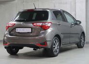 Toyota Yaris 5