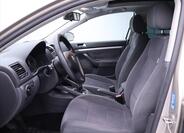 Volkswagen Golf 11