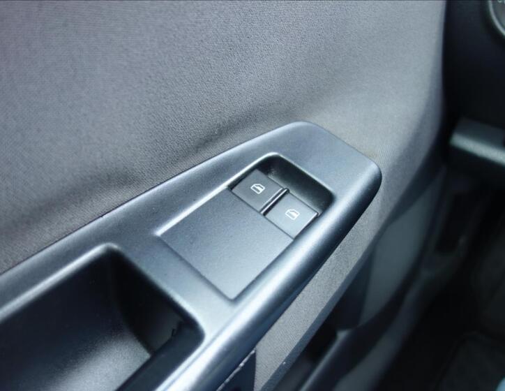 Volkswagen Polo 25