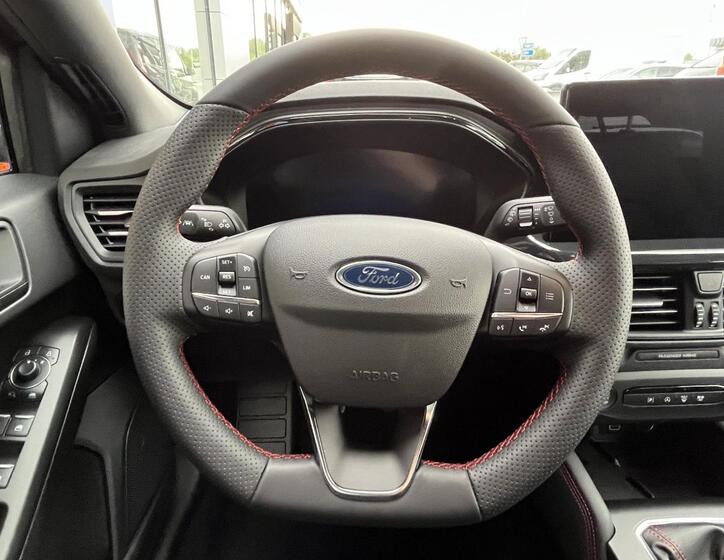 Ford Focus 14