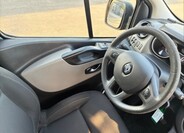 Renault Trafic 10
