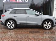 Audi Q4 6