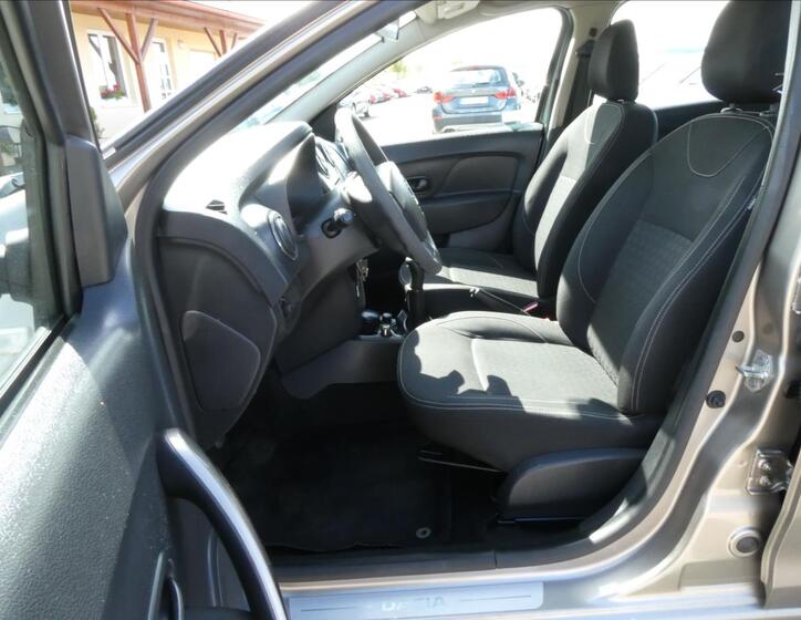Dacia Sandero 20