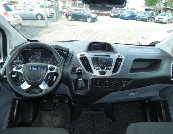 Ford Transit Custom 7