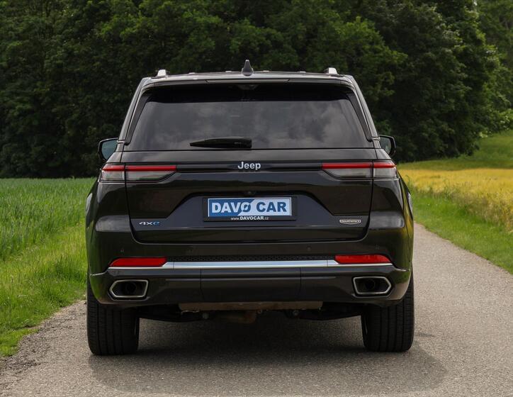Jeep Grand Cherokee 6