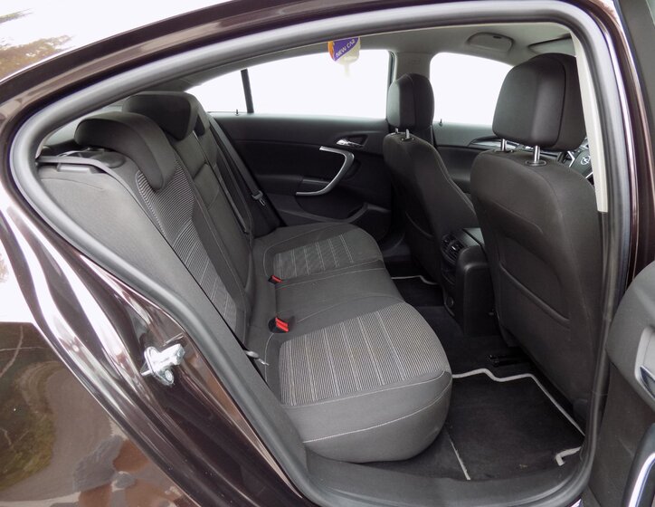 Opel Insignia 12