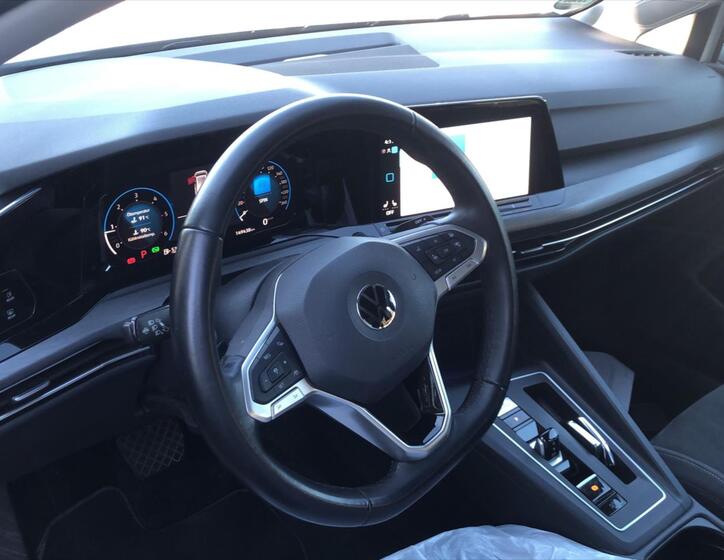 Volkswagen Golf 2