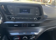 Hyundai i20 8