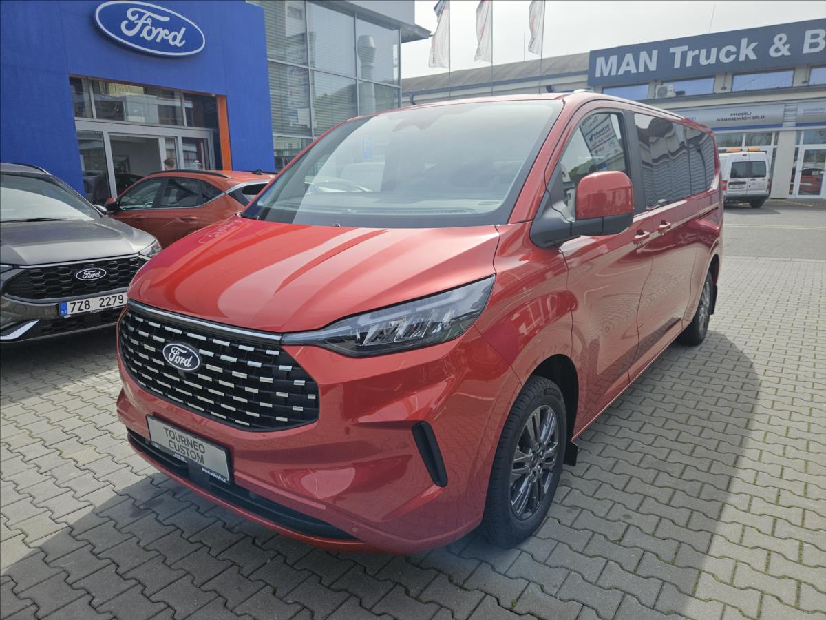 Ford Tourneo Custom