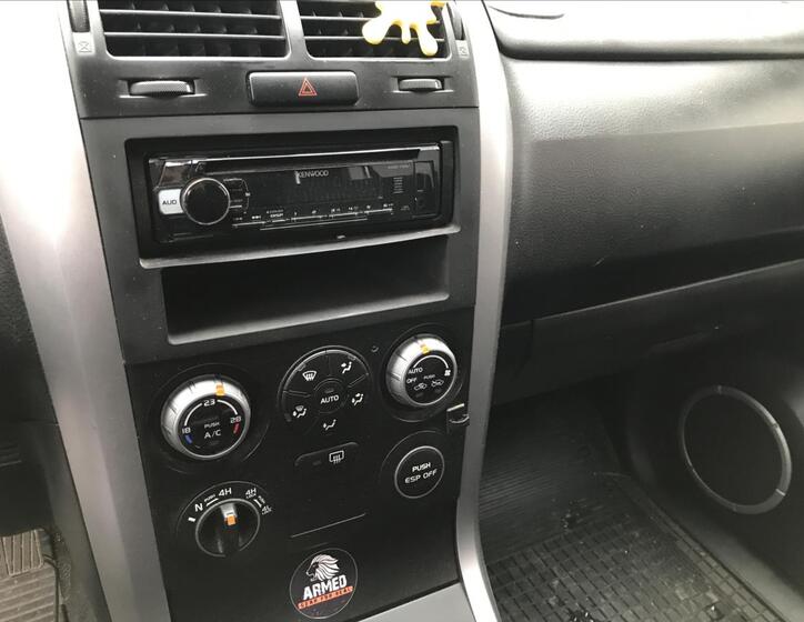 Suzuki Grand Vitara 9