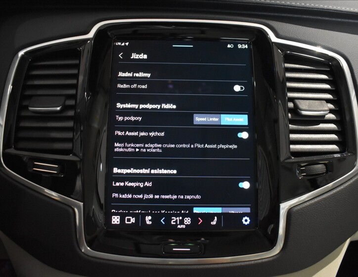 Volvo XC90 21