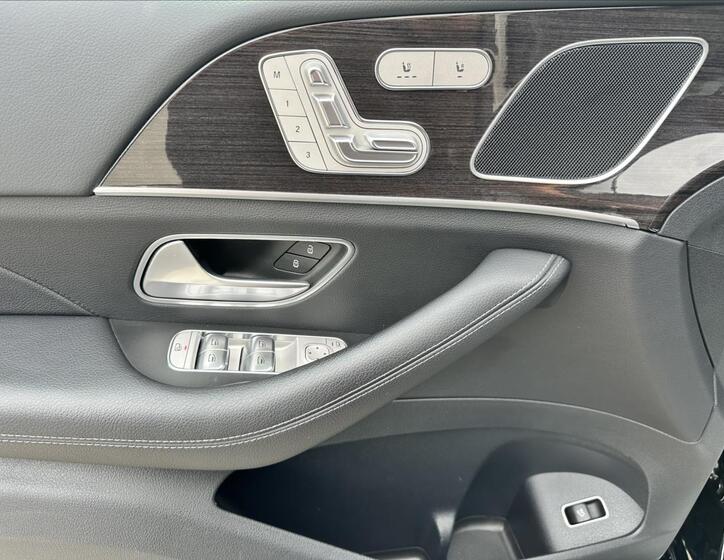 Mercedes-Benz GLE 12