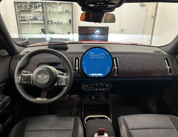 Mini Countryman 13