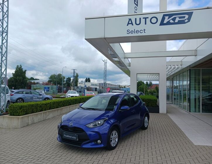 Toyota Yaris 1