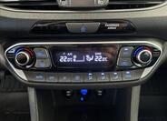 Hyundai i30 18