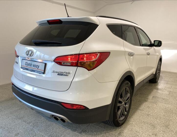 Hyundai Santa Fe 2