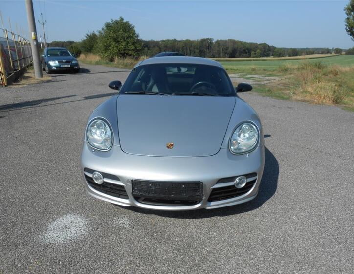 Porsche Cayman 3