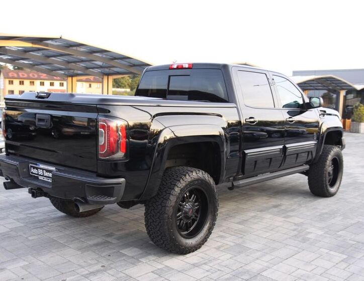 GMC Sierra 6