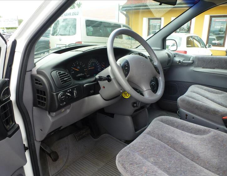 Dodge Grand Caravan 16