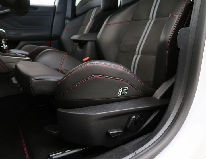 Ford Focus 16