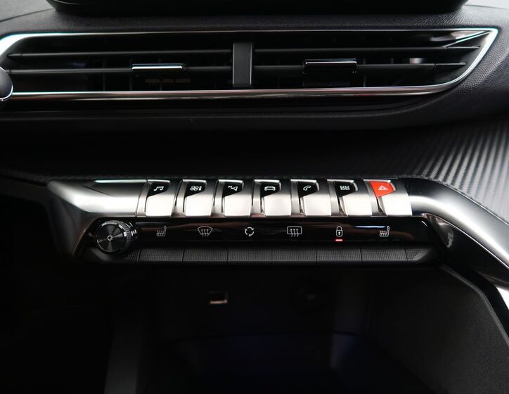 Peugeot 3008 18
