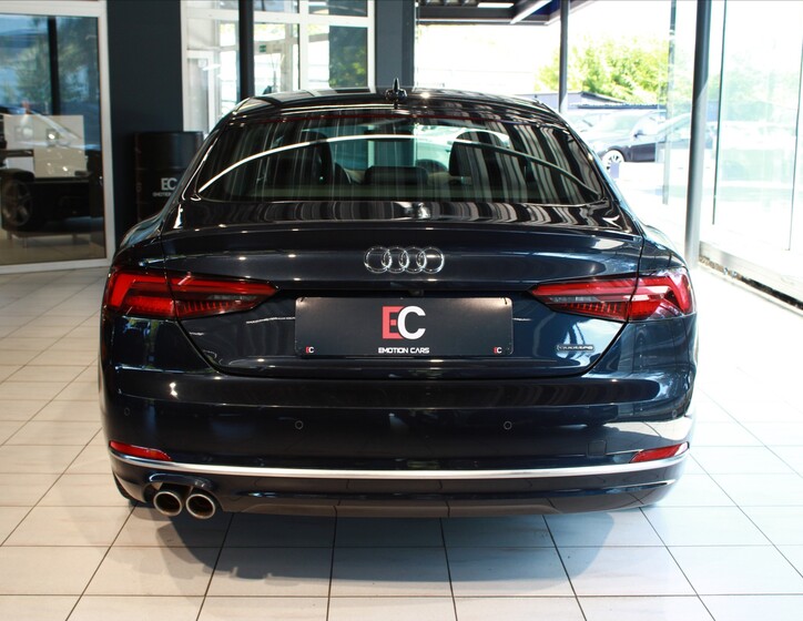 Audi A5 5
