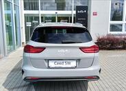 KIA Ceed 4