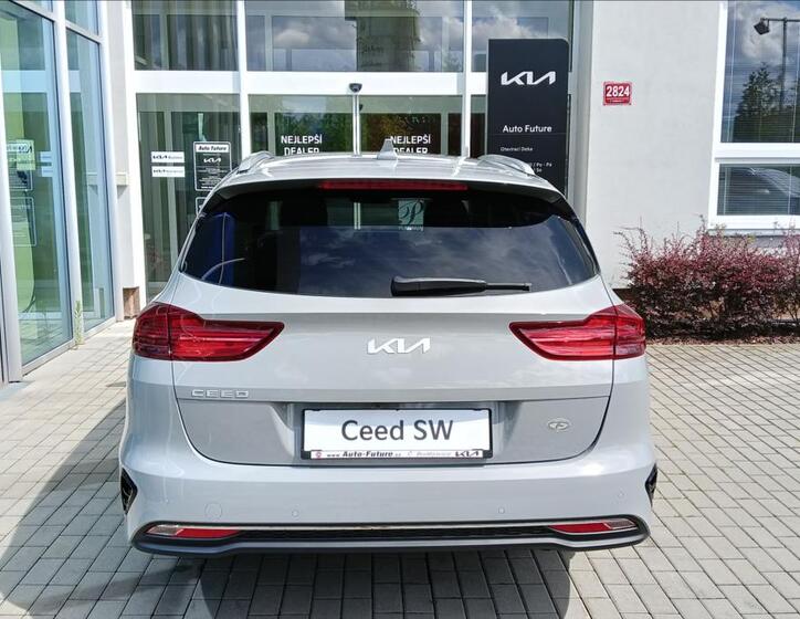KIA Ceed 4