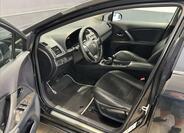 Toyota Avensis 9