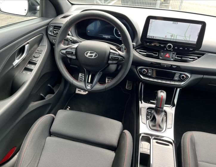 Hyundai i30 12
