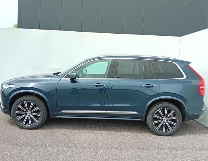 Volvo XC90 10