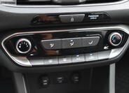 Hyundai i30 22