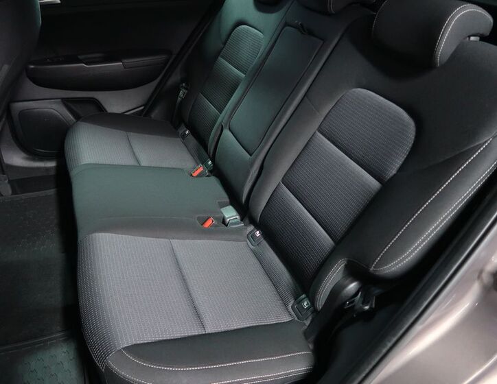 KIA Sportage 10