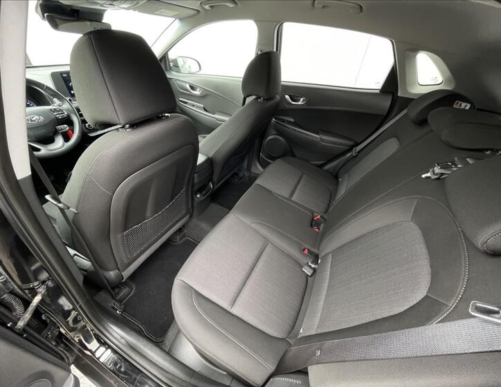 Hyundai Kona 16