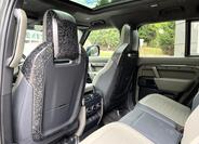 Land Rover Defender 44