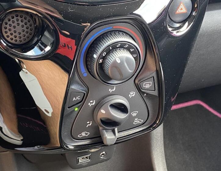 Toyota Aygo 25