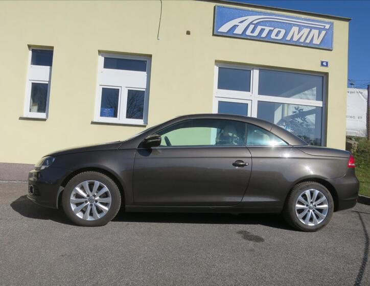 Volkswagen EOS 5
