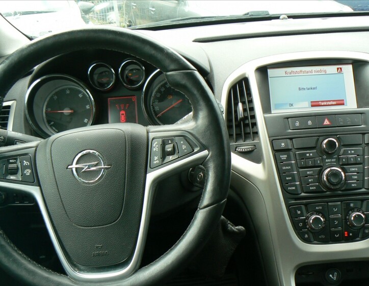 Opel Astra 13