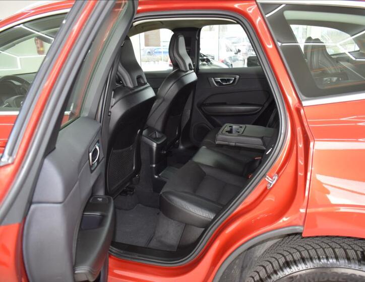 Volvo XC60 11