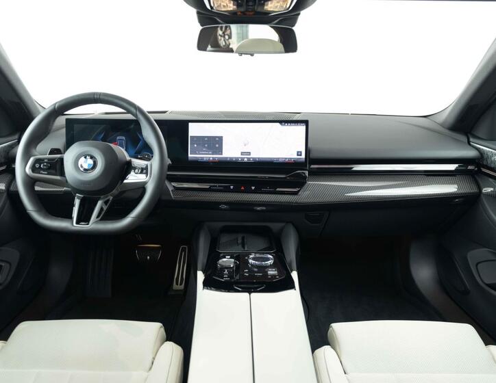 BMW Řada 5 12