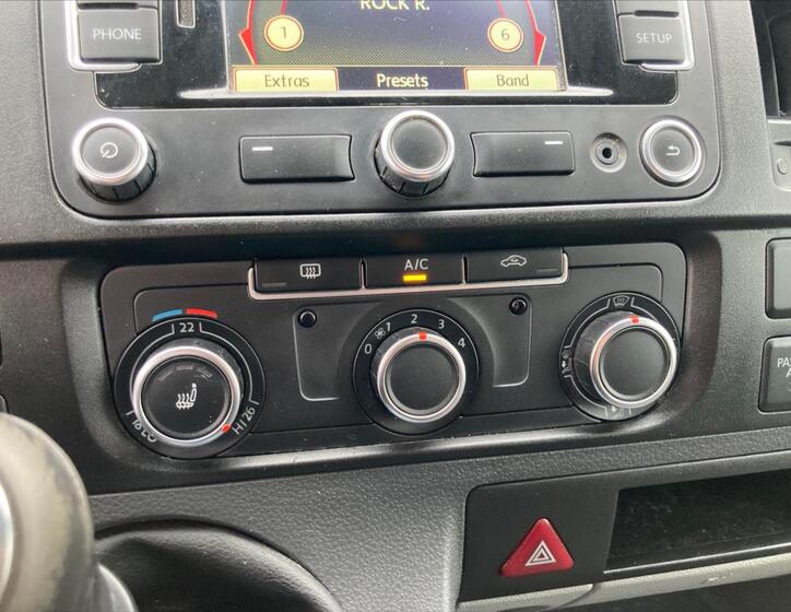 Volkswagen Transporter 24