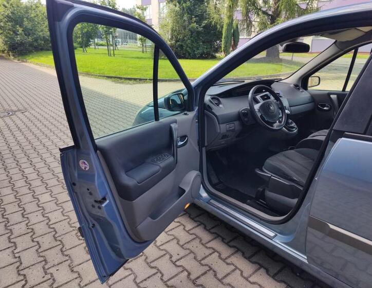 Renault Scénic 9