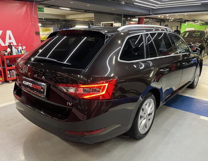 Škoda Superb 4