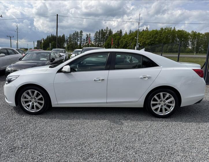Chevrolet Malibu 4