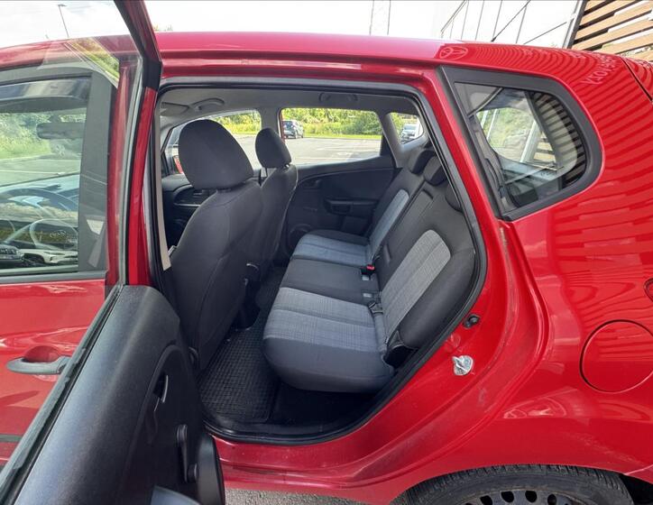 KIA Venga 6