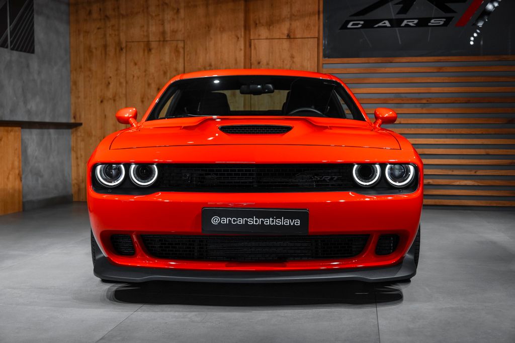 Dodge Challenger
