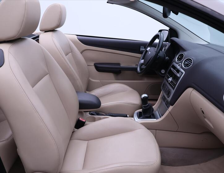 Ford Focus 22