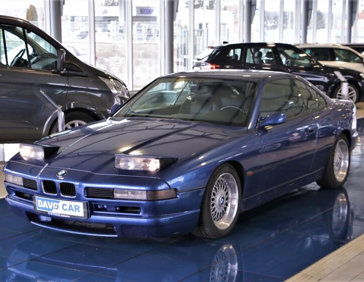 BMW Řada 8 27