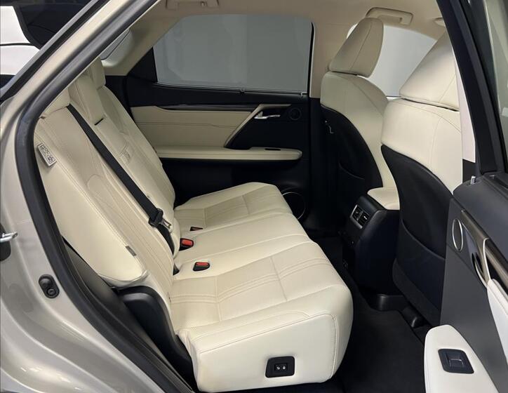 Lexus RX 450h 10