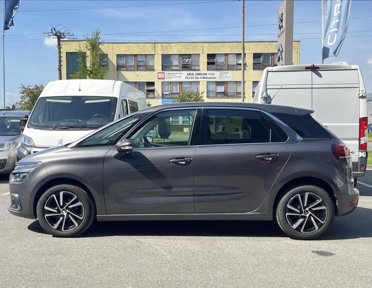 Citroën C4 SpaceTourer 8